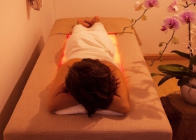 Giường Đá Muối Himalaya Giá Rẻ Tại Hồ Chí Minh